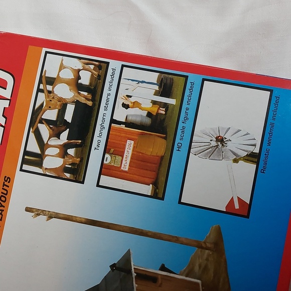 LifeLike Trains 'The HO Scale Western Homestead' - Picture 5 of 7